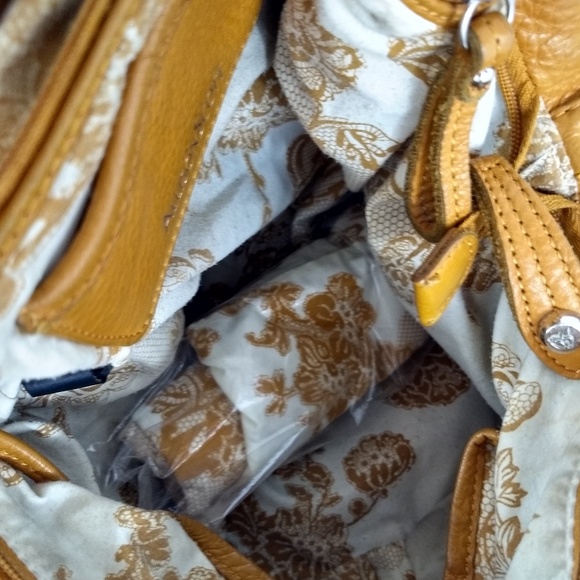 ALLISON SCOTT LEATHER HOBO BAG - Picture 8 of 8